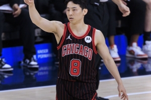 524912