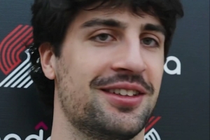 231739