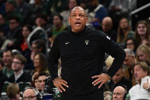 168352