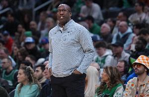 620493