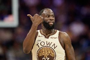 566733