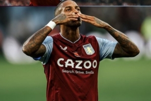 维拉祝福阿什利·扬退役：维拉近代历史最好的球员之一！