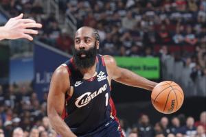 登哥危？哈登生涯季后赛在福斯特吹罚下仅2胜15负