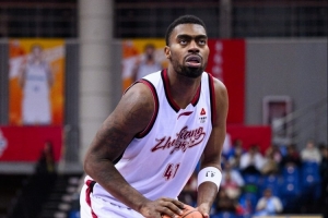 20个前场板&比宁波多10个！解说谈浙江：赢得篮板的球队掌控比赛