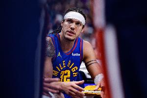 阿德尔曼：戈登是否出战赛前决定 我希望他能出战一些时间