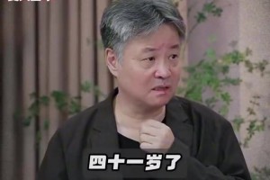 会怀念嘛？此前克莱和女友梅根光临代言的奶茶店甜蜜无比！