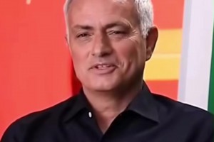 穆里尼奥昔日采访：收到过中超和中国队邀请，但那时去为时尚早